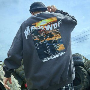 Streetwear Fashion Crewneck Graphic Sweatshirt Grey Casual Pullover Max-B0639